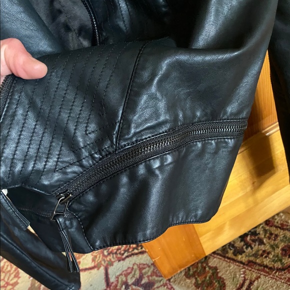 Blank NYC faux leather jacket - Picture 6 of 8